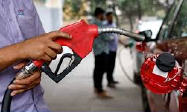 Fuel crisis severe in Bhola & Gopalganj