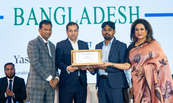 ‘হুজ হু বাংলাদেশ-২০২৬’ সম্মাননা পেলেন রাহিতুল ইসলাম, চাইলেন বাদল ফরাজীর মুক্তি