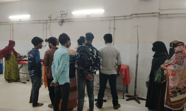 ভৈরবে বাদাম খেত থেকে বাড়ি ফেরার পথে নছিমন থেকে ছিটকে পড়ে স্কুলছাত্রের মৃত্যু