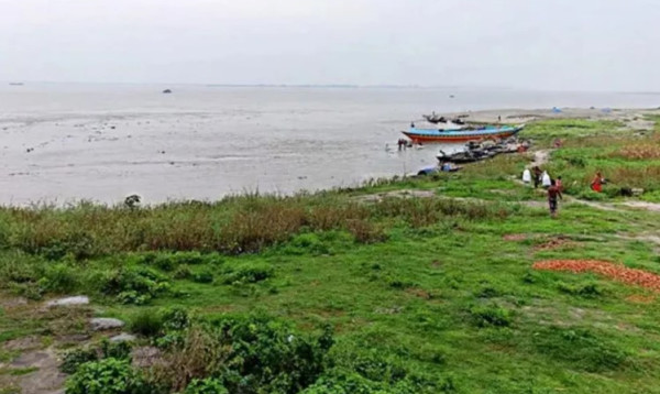 বগুড়ায় ঝড়ে নৌকা ডুবে নারী নিখোঁজ