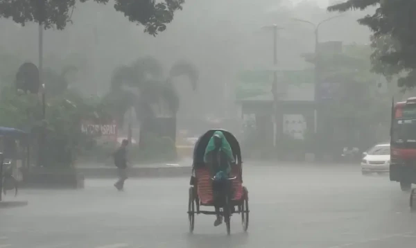 ঢাকায় বৃষ্টি ও দেশের ৯ অঞ্চলে ঝোড়ো হাওয়ার পূর্বাভাস