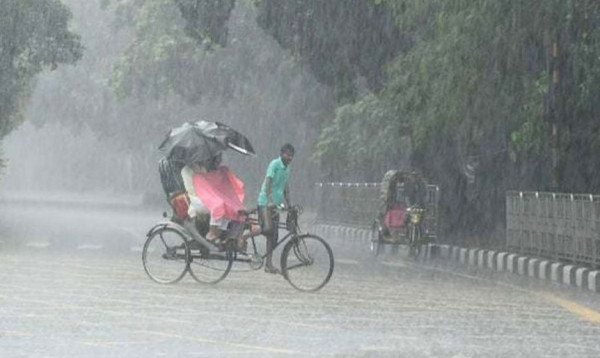 সকাল ৯টার মধ্যে দেশের ১১ অঞ্চলে ৬০ কিমি বেগে ঝড় ও বৃষ্টির শঙ্কা
