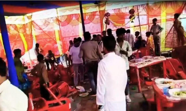 ভারতের বিহারে খাসির বদলে মুরগির মাংস দেওয়ায় বিয়েবাড়িতে সংঘর্ষে আহত ১২