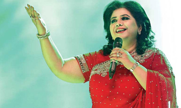 বিশেষ সম্মাননা পাচ্ছেন রুনা লায়লা, গাইবেন বন্যার্তদের জন্য