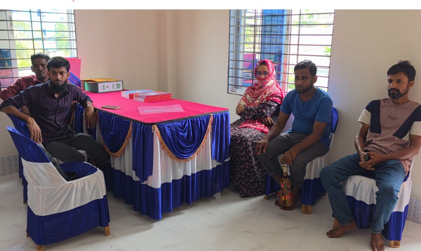 পটুয়াখালীতে ঋণ দেওয়ার কথা বলে টাকা নিয়ে অফিস গুটিয়ে উধাও