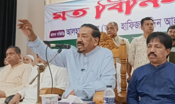 শেখ হাসিনা ছিলেন বিশ্বের সেরা অভিনেত্রী ও গুম-খুনের নির্দেশদাতা: স্পিকার
