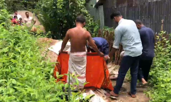 গোপালগঞ্জে নিখোঁজের ৩ দিন পর বাড়ির পাশ থেকে বৃদ্ধার মরদেহ উদ্ধার