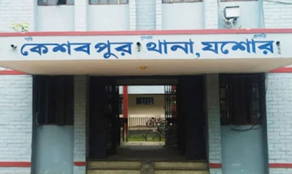 যশোরে খালার বাড়ি যাওয়ার পথে গাছের ডাল পড়ে শিশুর মৃত্যু