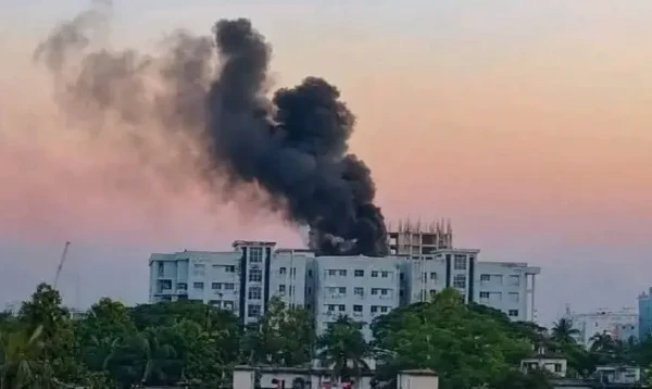 ময়মনসিংহ মেডিকেলে আগুন:নিয়ন্ত্রণে ফায়ার সার্ভিস