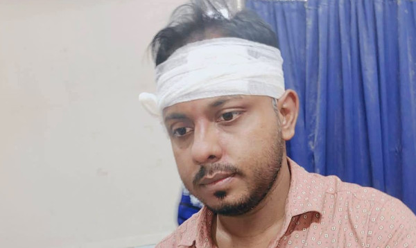 কেশবপুর প্রেসক্লাব দখল করে সাংবাদিকদের ওপর হামলা, আহত ৭