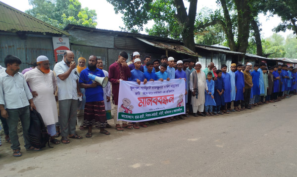 পঞ্চগড়ে ছেলের বিরুদ্ধে বাবার দান করা মাদ্রাসার জমি দখলচেষ্টার অভিযোগ