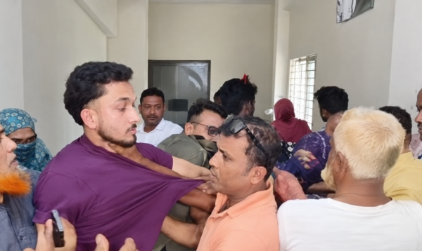 কোম্পানীগঞ্জ স্বাস্থ্য কমপ্লেক্সে চিকিৎসা নিতে এসে সংঘর্ষ, আহত কয়েকজন