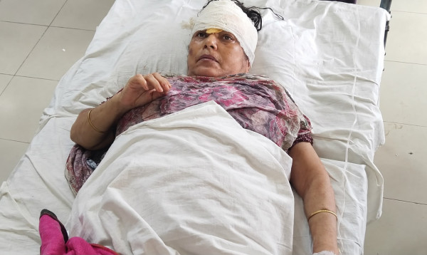 ভিক্ষুক সেজে ফ্ল্যাটে ঢুকে বৃদ্ধাকে হাতুড়িপেটা, স্বর্ণের চেইন ছিনতাইয়ের অভিযোগ