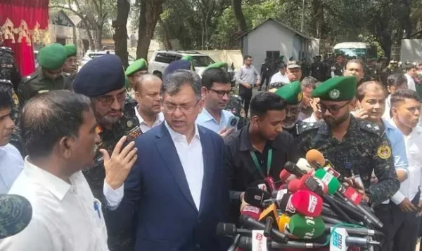 ডিসেম্বরে কোনো অপশক্তি অস্থিরতা সৃষ্টি করতে পারবে না: স্বরাষ্ট্রমন্ত্রী