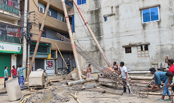 ভৈরবে বিদ্যুৎস্পৃষ্টে প্রাণ গেল শ্রমিকের, আহত ২