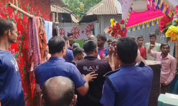 গাইবান্ধায় চোরাই গরু দিয়ে বৌভাতের আয়োজন, গ্রেপ্তার বরের বাবা