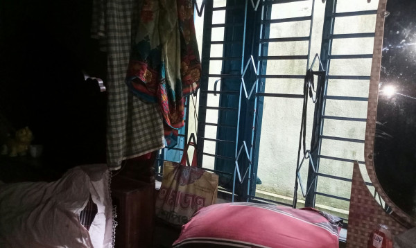 সাতক্ষীরায় গ্রিল কেটে ৭ লক্ষাধিক টাকার মালামাল চুরি