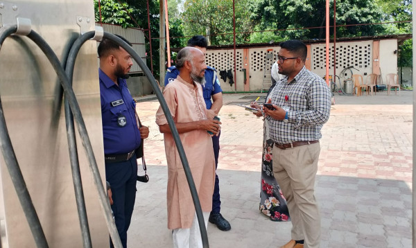 ফিলিং স্টেশনে রান্নার গ্যাস সিলিন্ডার রিফিল, হাতেনাতে ধরে ১ লাখ টাকা জরিমানা