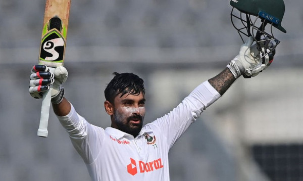 ব্যাট ও গ্লাভস হাতে লিটনের অনন্য বিশ্ব রেকর্ড
