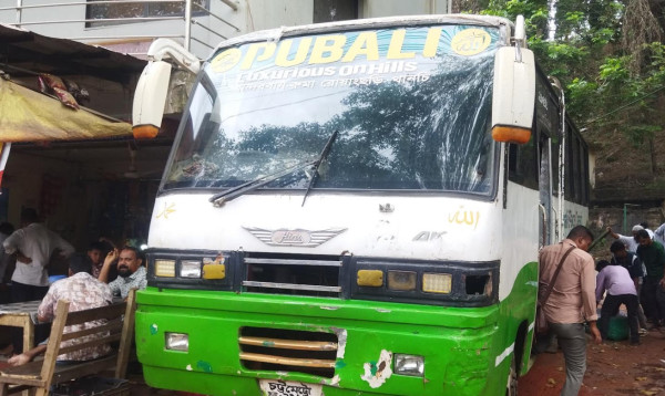 ছয় দিন পর বান্দরবান-থানচি রুটে বাস চলাচল শুরু