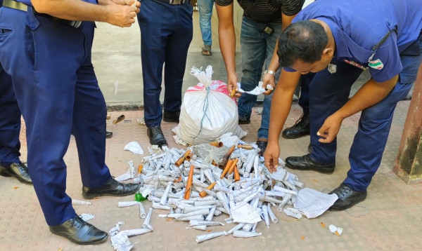 কুষ্টিয়ায় লালনমেলা থেকে গাঁজা সেবনের ২ হাজার পিস সরঞ্জাম জব্দ