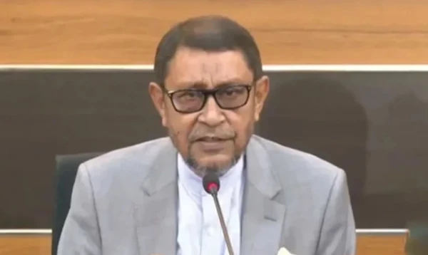 পূজা আনন্দমুখর করতে আইনশৃঙ্খলা বাহিনী সর্বোচ্চ সতর্ক অবস্থানে: স্বাস্থ্যমন্ত্রী
