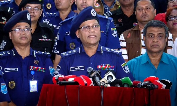 অপরাধী যত ক্ষমতাশালীই হোক, কাউকে ছাড় দেয়া হবে না: আইজিপি