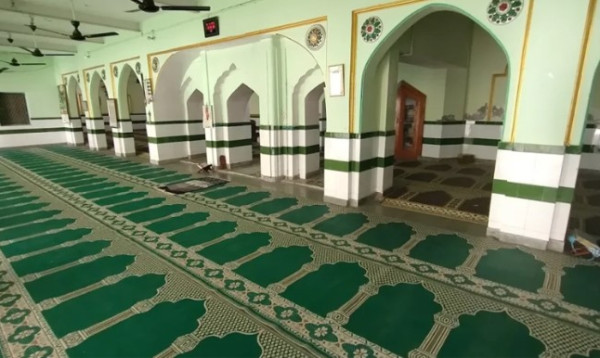 দিল্লিতে মোদির বাসভবনের পাশের ঐতিহাসিক মসজিদ খালি করার নির্দেশ!