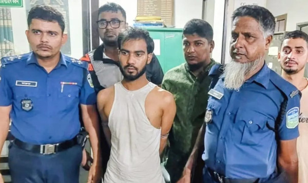 ঋণ শোধের টাকা জোগাড়ে ব্যাংকের ভল্ট ভাঙার চেষ্টা, ঈশ্বরগঞ্জে যুবক গ্রেপ্তার