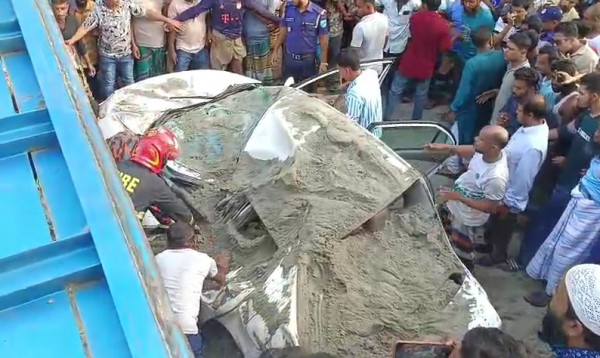 ফরিদপুরে পৃথক দুই সড়ক দুর্ঘটনায় নিহত ৬, আহত ৮