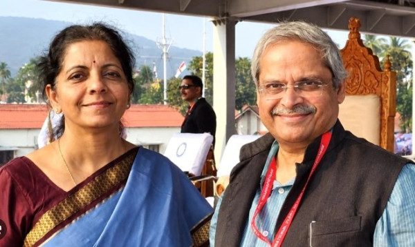 ককরোচ পার্টির বিক্ষোভে যোগ দিচ্ছেন ভারতের অর্থমন্ত্রী নির্মলার স্বামী