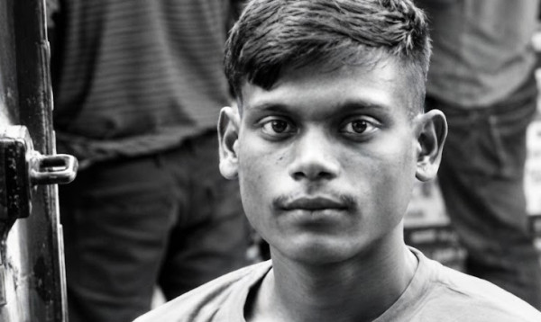 ধর্মান্তরিত যুবকের মৃত্যুতে বাবা চান সৎকার, স্ত্রী চান দাফন: পুলিশ ফাঁড়িতে সমঝোতা