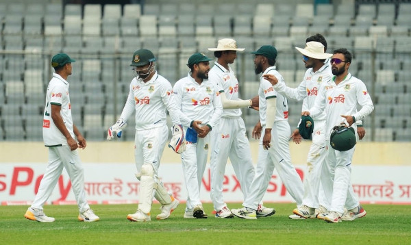 দ্বিতীয় টেস্টের দল ঘোষণা বাংলাদেশের, বাদ মুমিনুল
